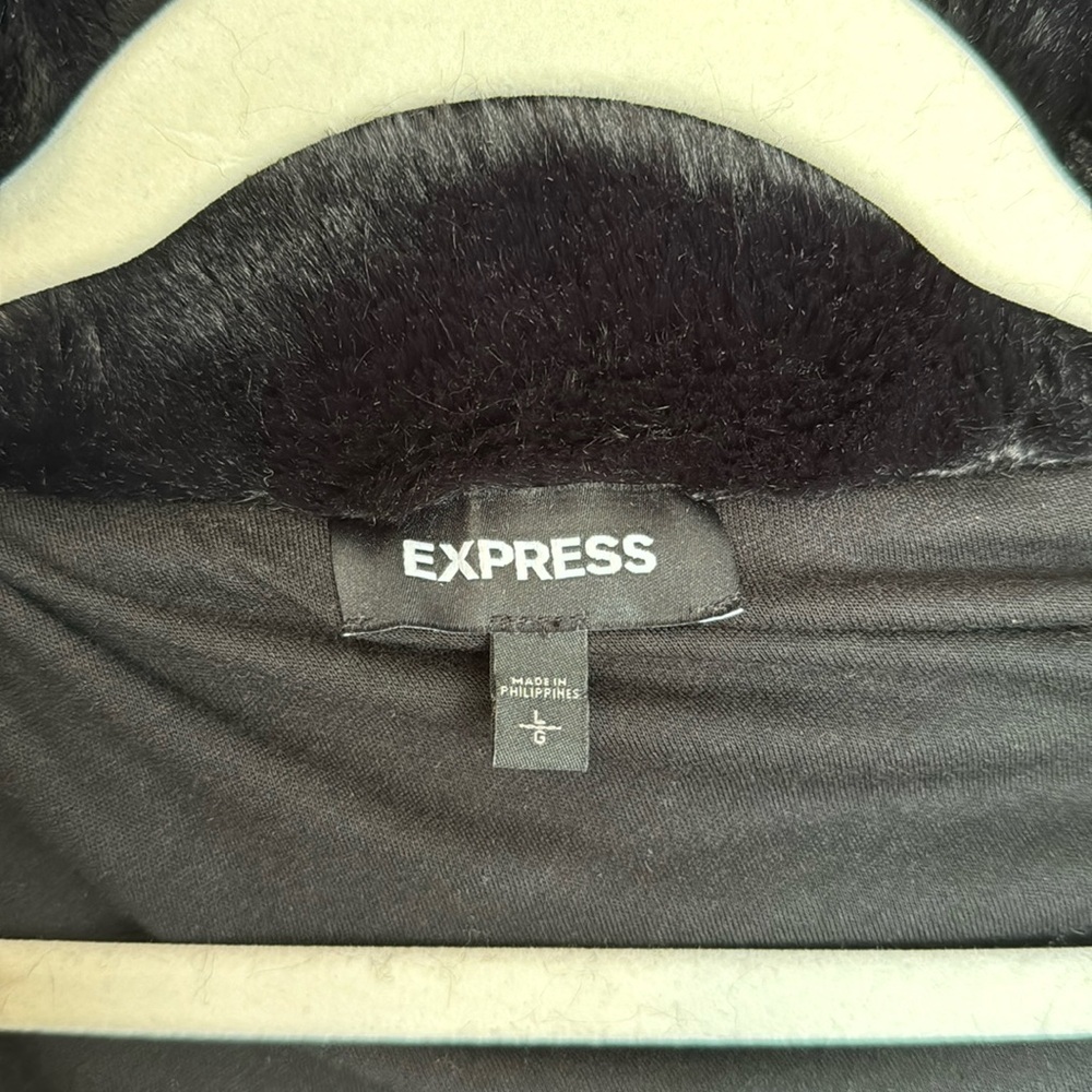 Express Black Faux Fur Jacket - Picture 4 of 4